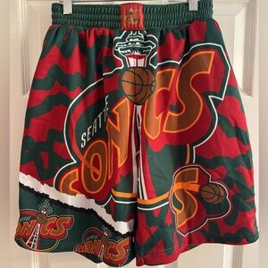 Simply Seattle - Mitchell & Ness Men’s Basketball shorts